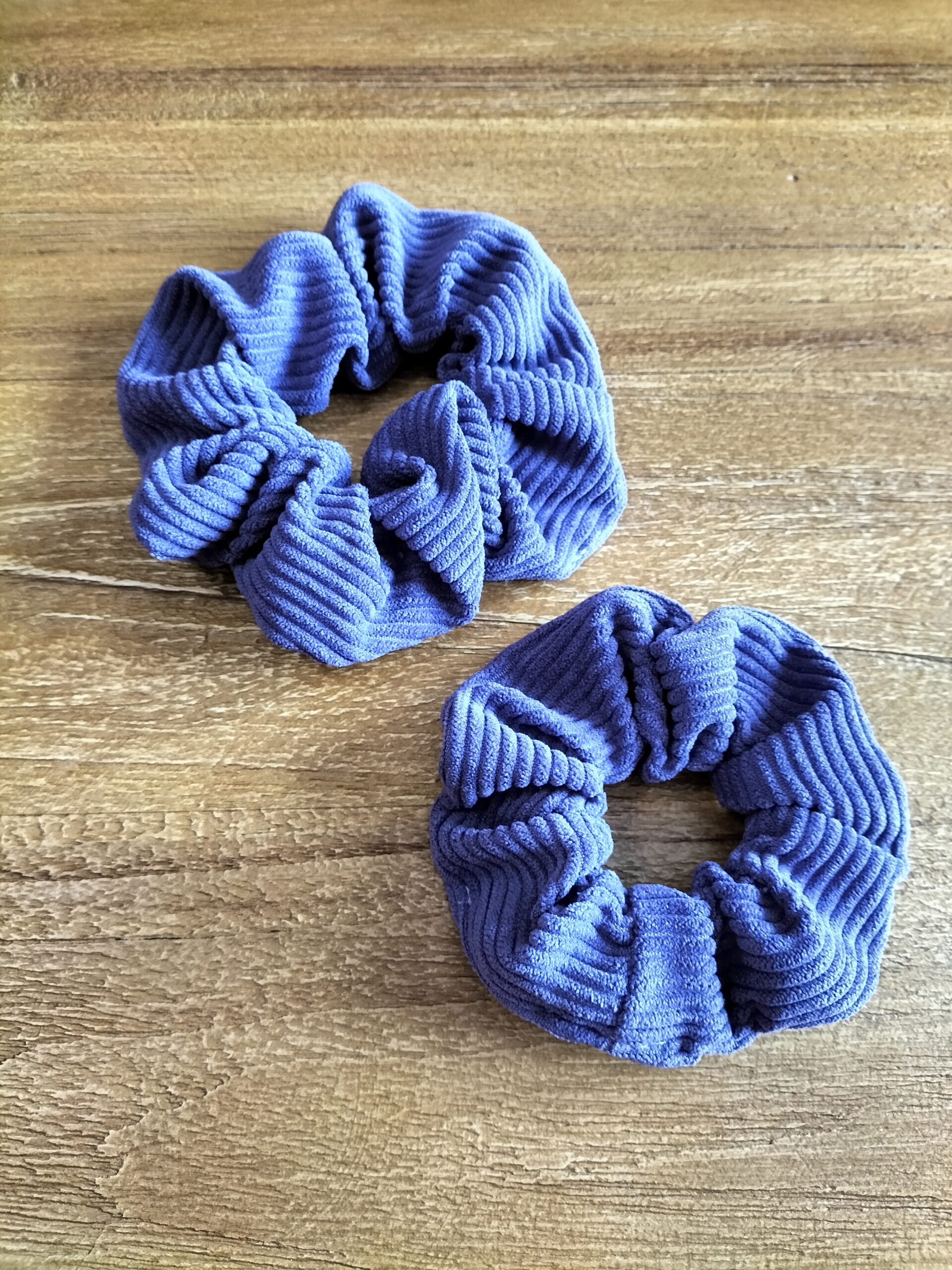 Duo de chouchous MEre & Fille en velours côtelÉ – Image 4